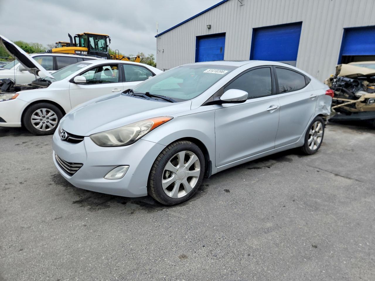 Salvage Hyundai ELANTRA Image