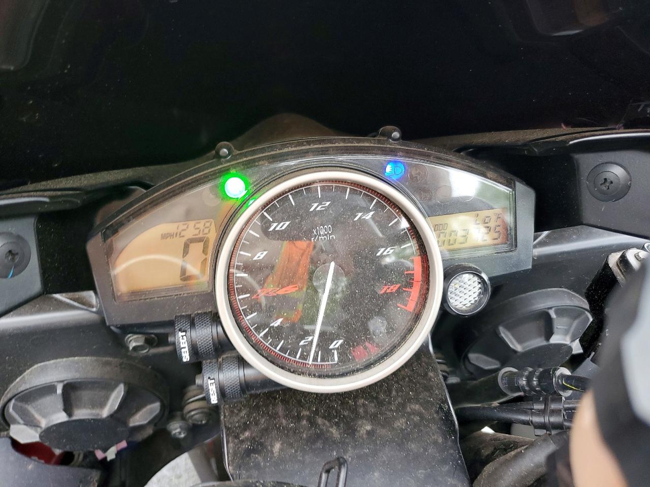 Yamaha Yzf600