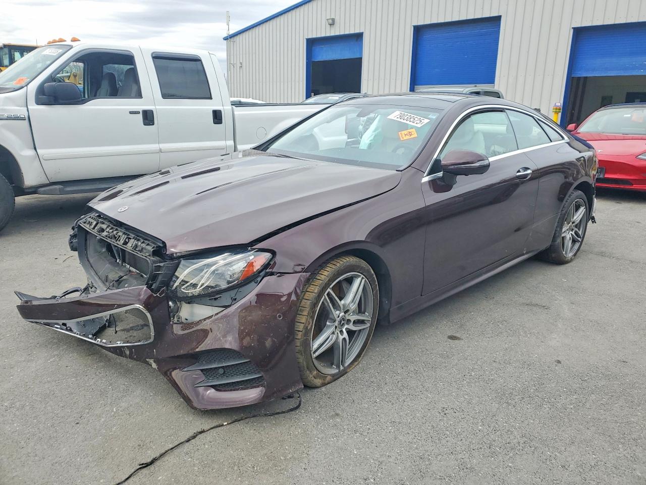 Salvage Mercedes-Benz E-Class Image