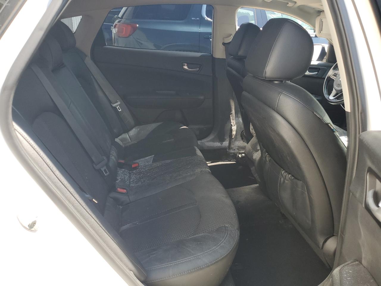 Kia Optima S