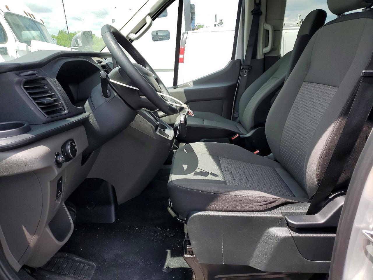 Ford Transit T-350