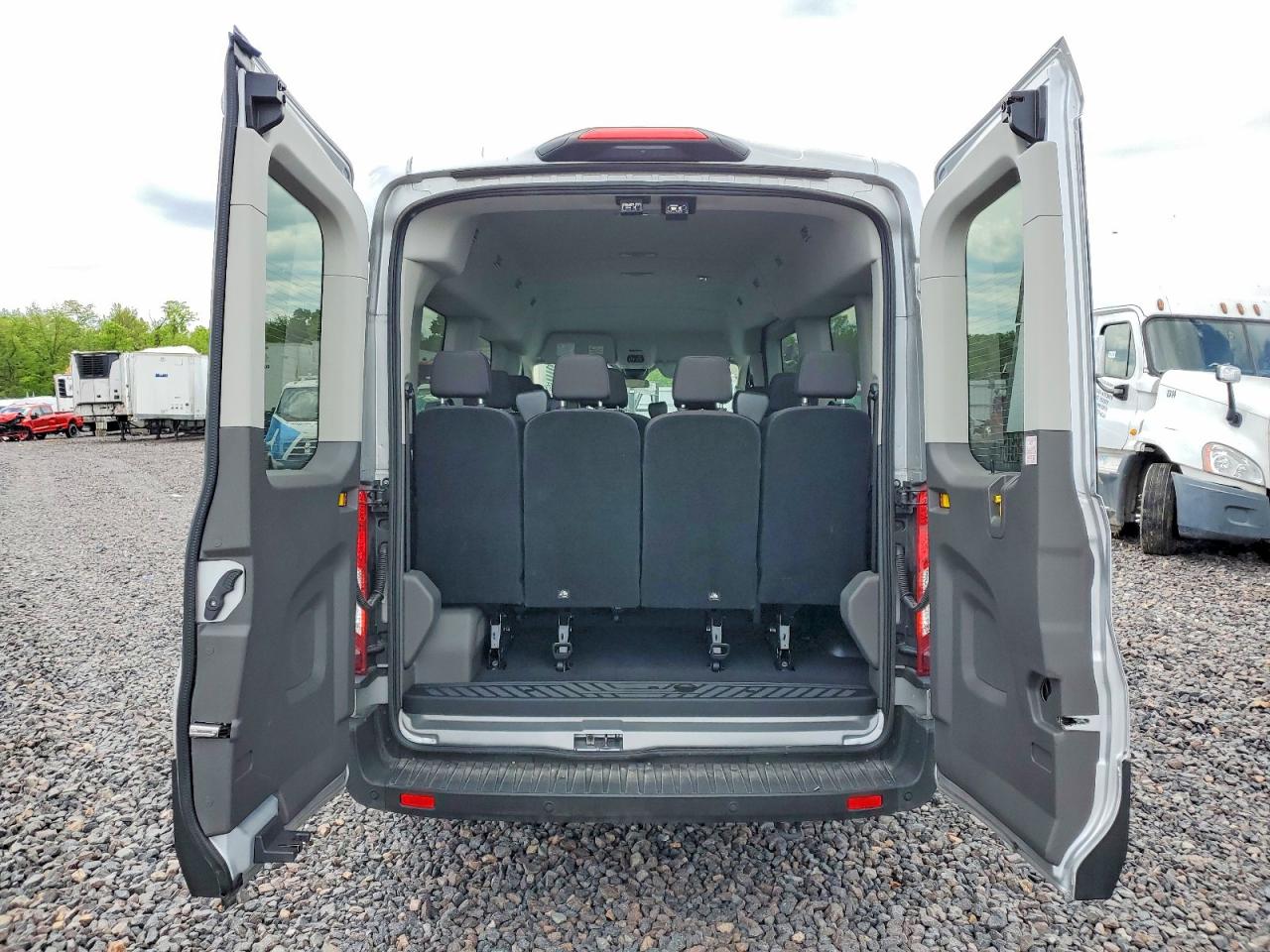 Ford Transit T-350