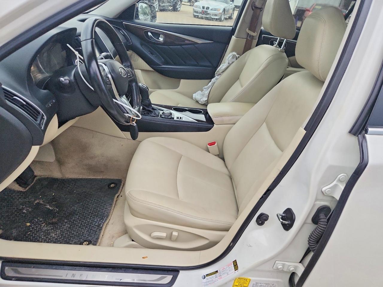 INFINITI Q50 3.0t L 3.0t Luxe