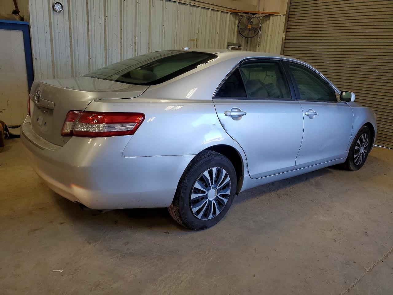 Toyota Camry Base