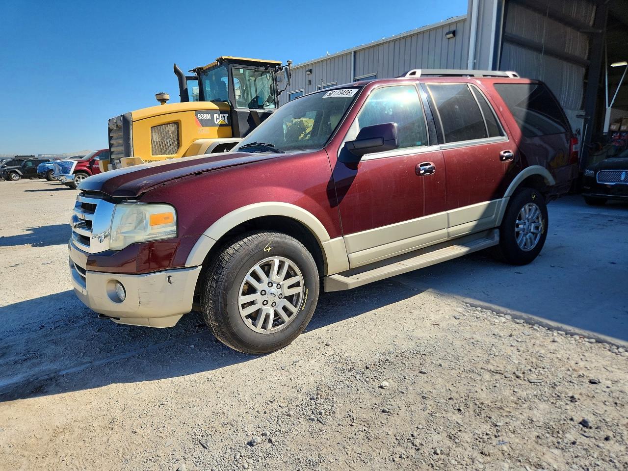 Salvage Ford Expedition Image