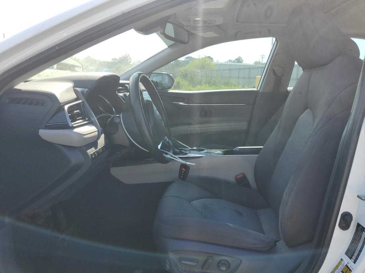 Toyota Camry L