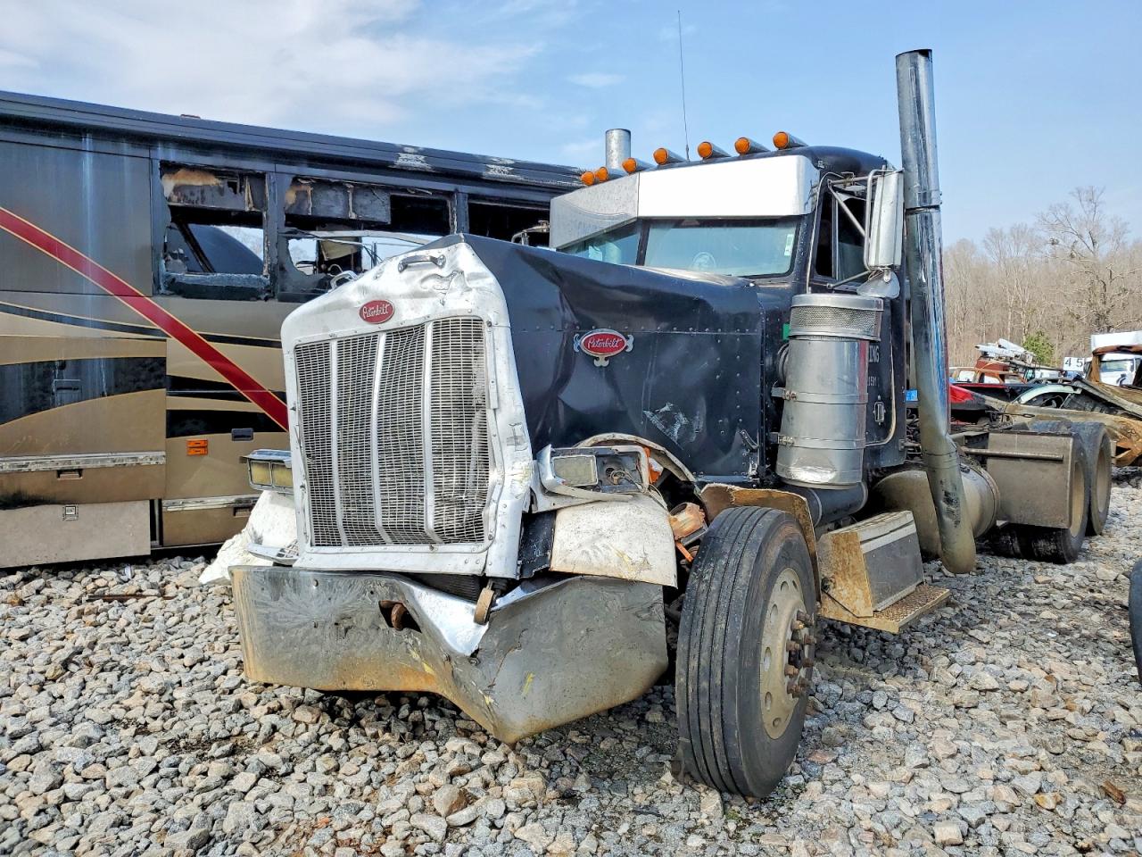 Peterbilt 379