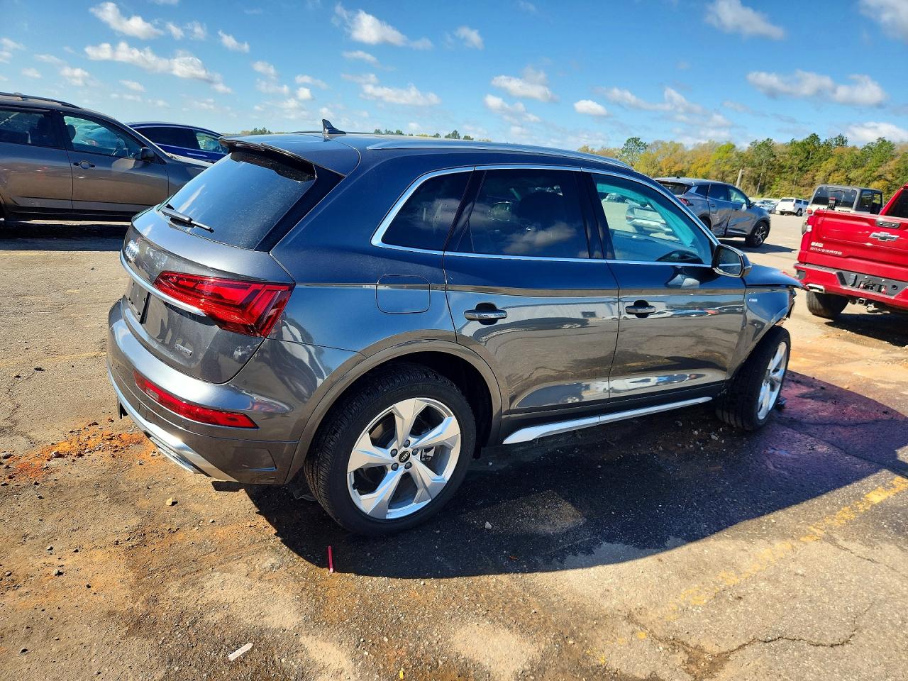 Audi Q5 Premium Plus 45