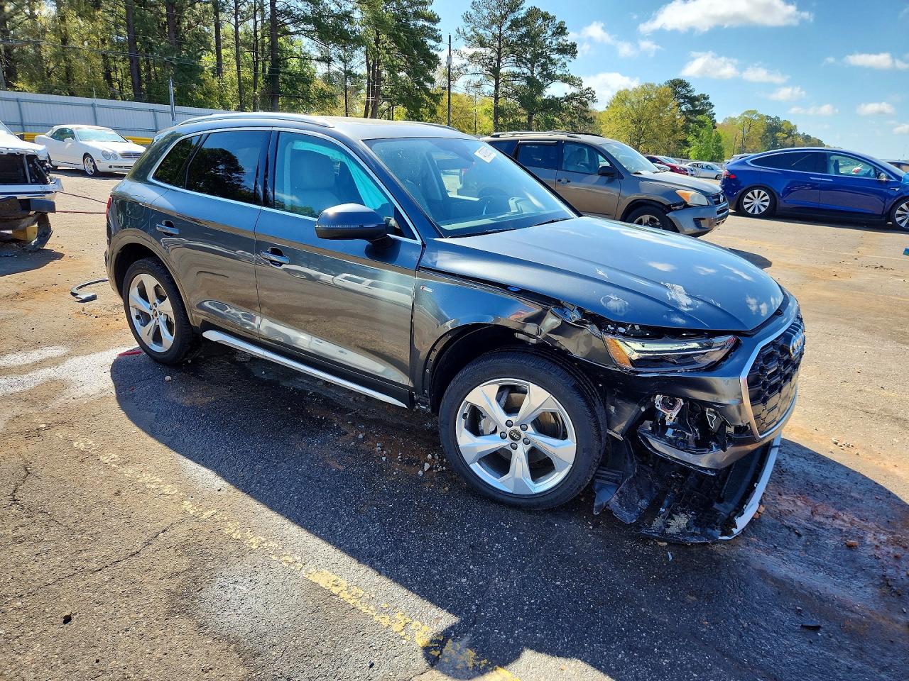 Audi Q5 Premium Plus 45