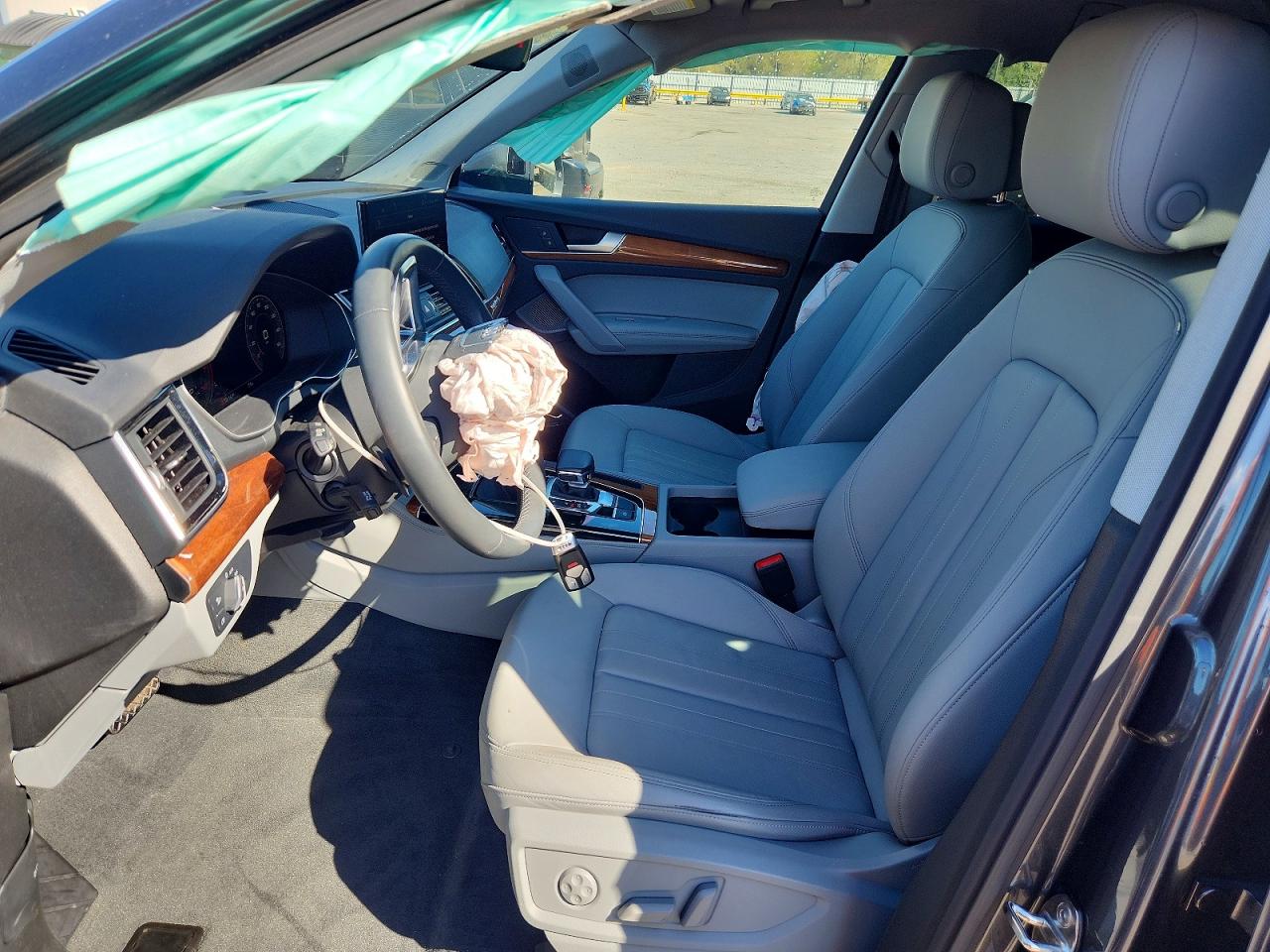Audi Q5 Premium Plus 45