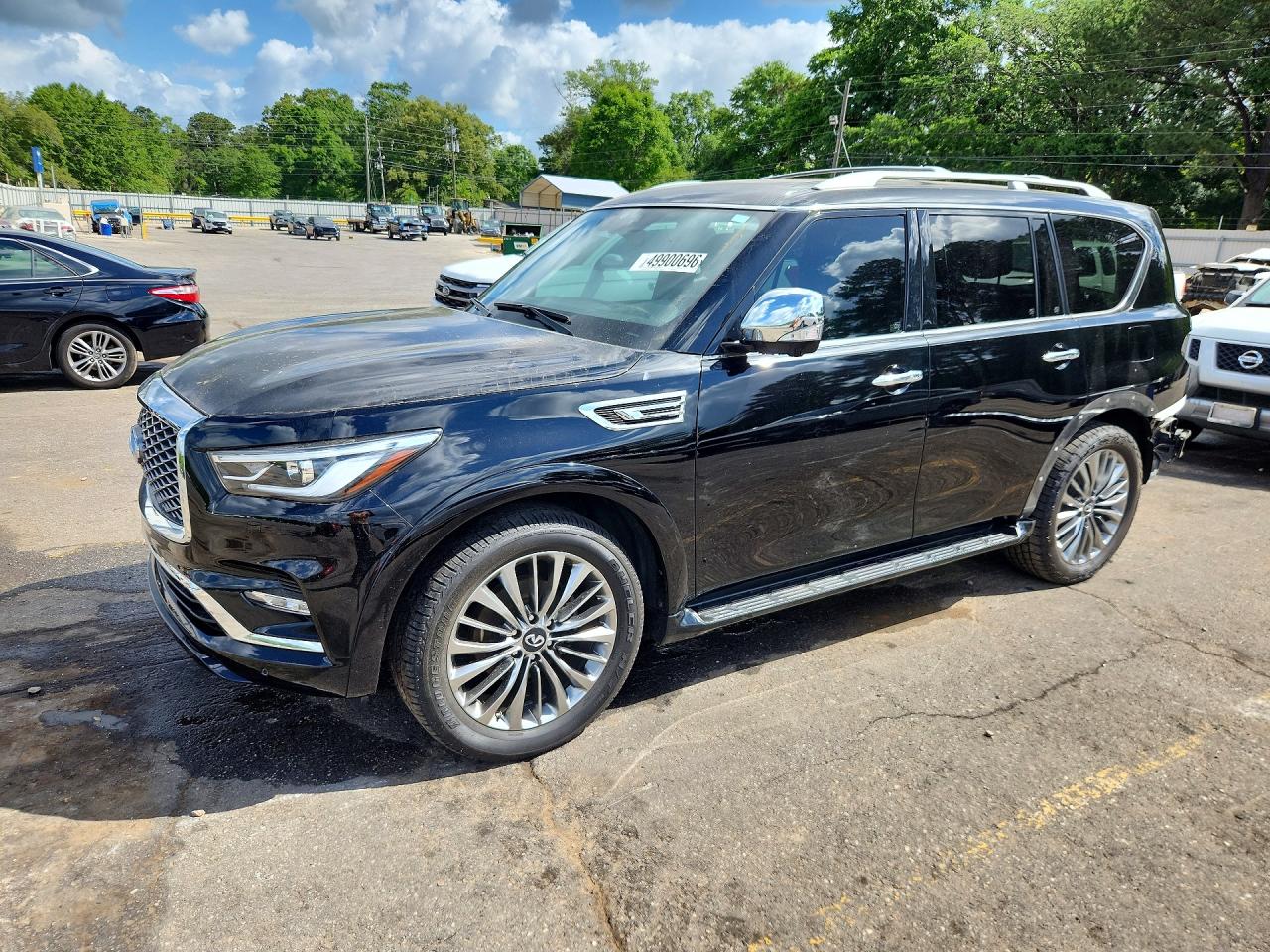 Salvage INFINITI Qx Image