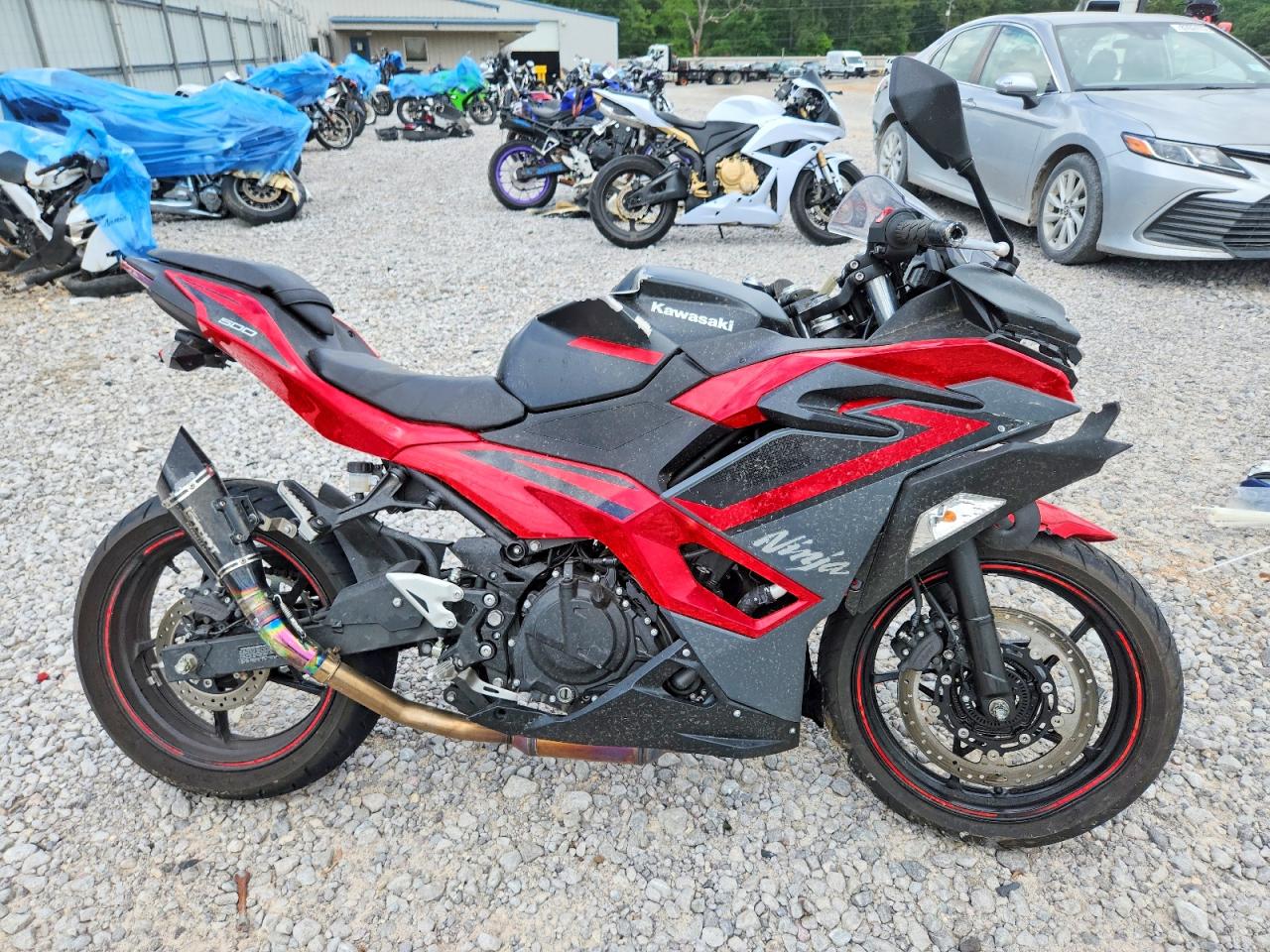Salvage Kawasaki Ninja 500 Image