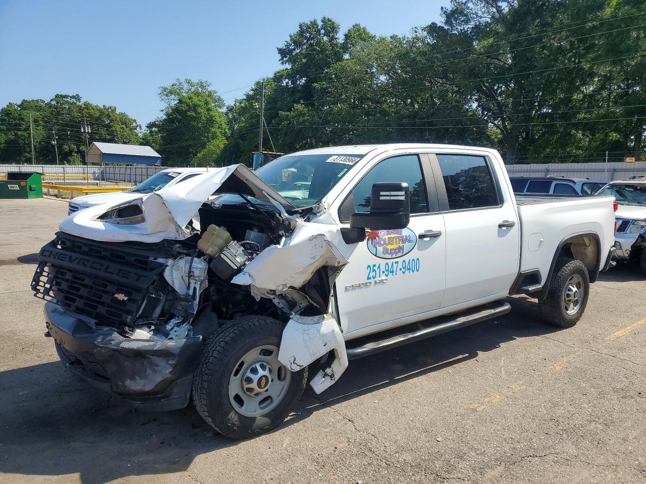 Salvage Chevrolet Silverado Image