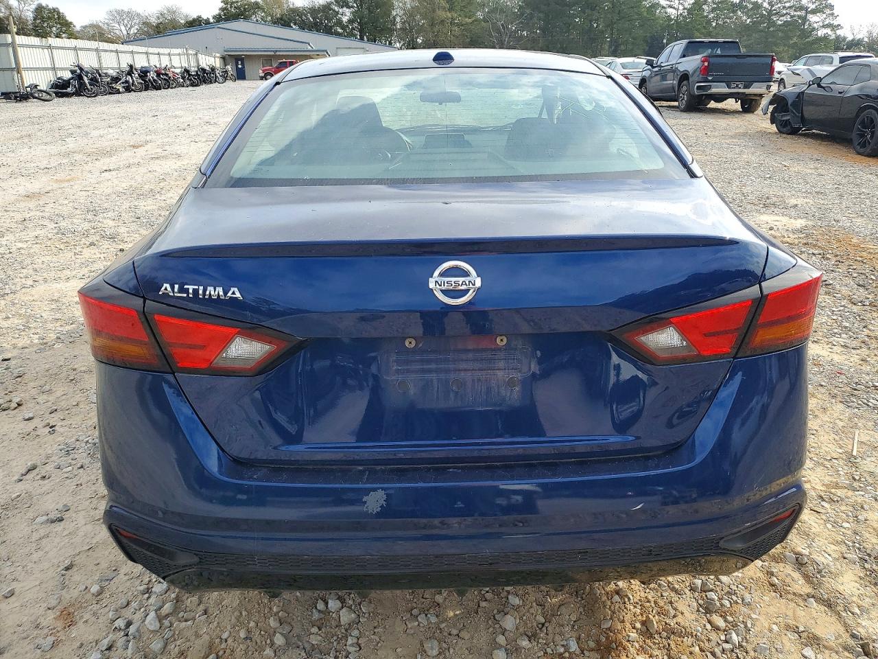 Nissan Altima S