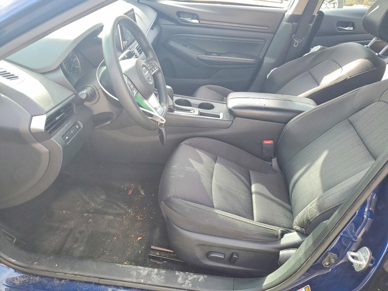 Nissan Altima S