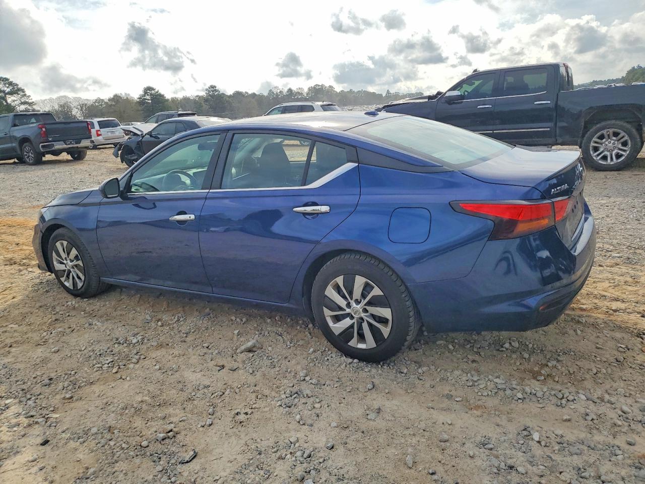 Nissan Altima S