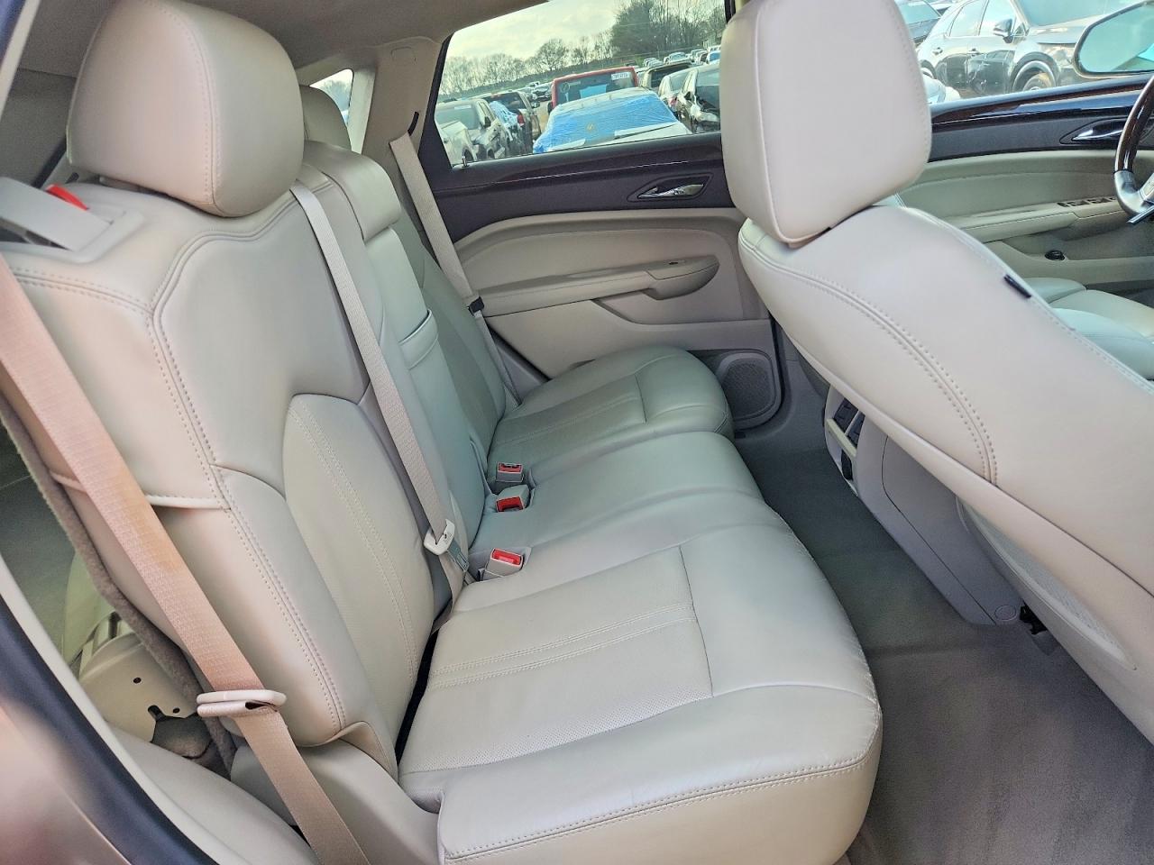 Cadillac SRX Luxury Collection