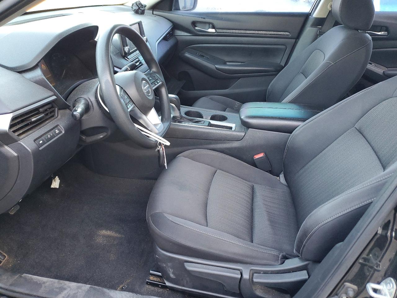 Nissan Altima S