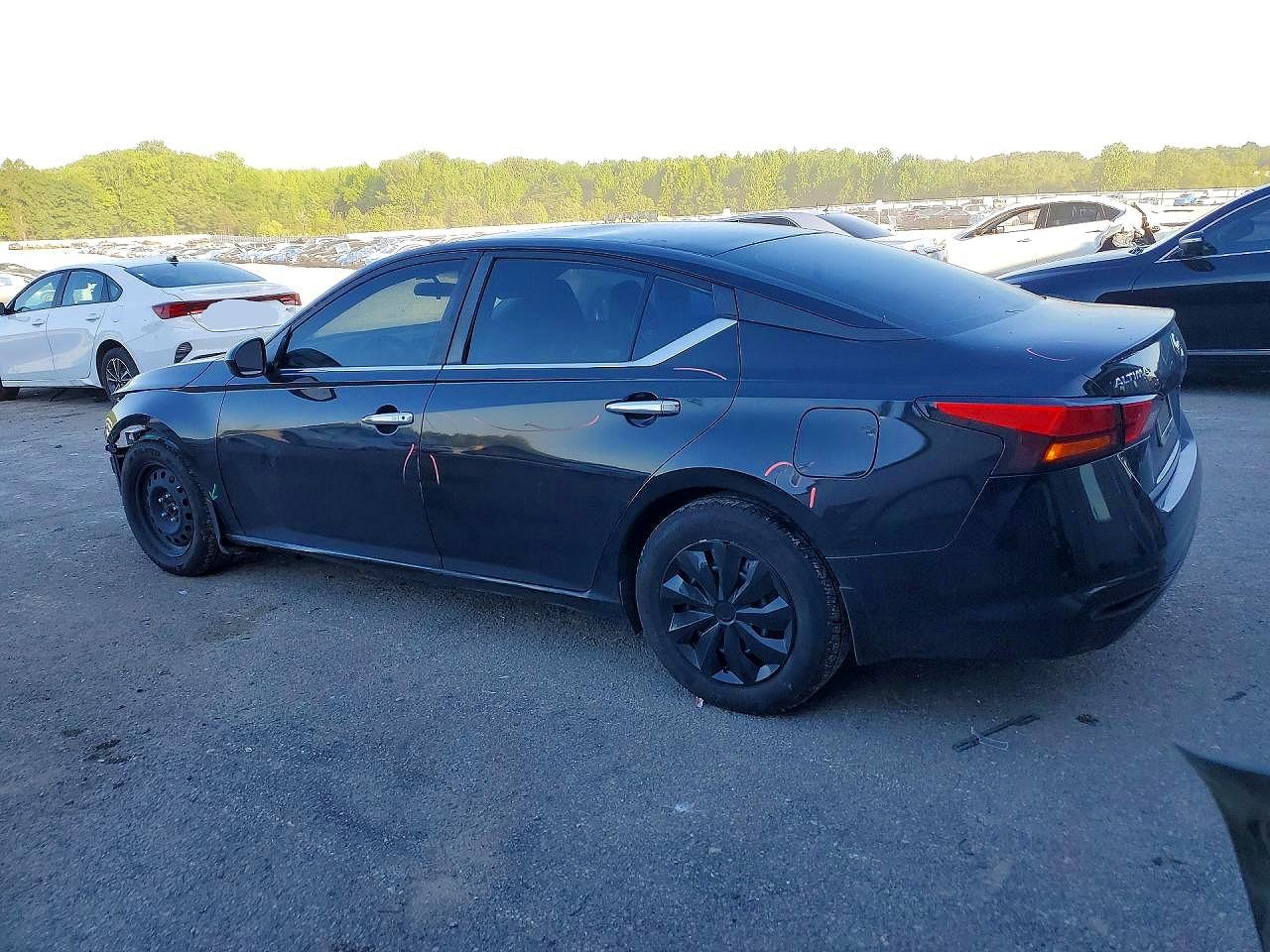 Nissan Altima S
