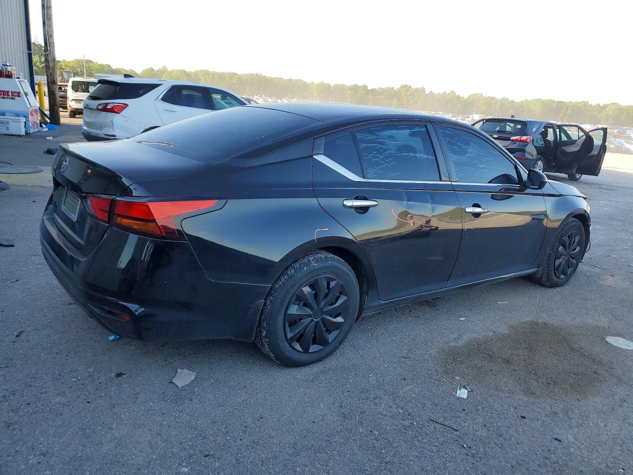 Nissan Altima S