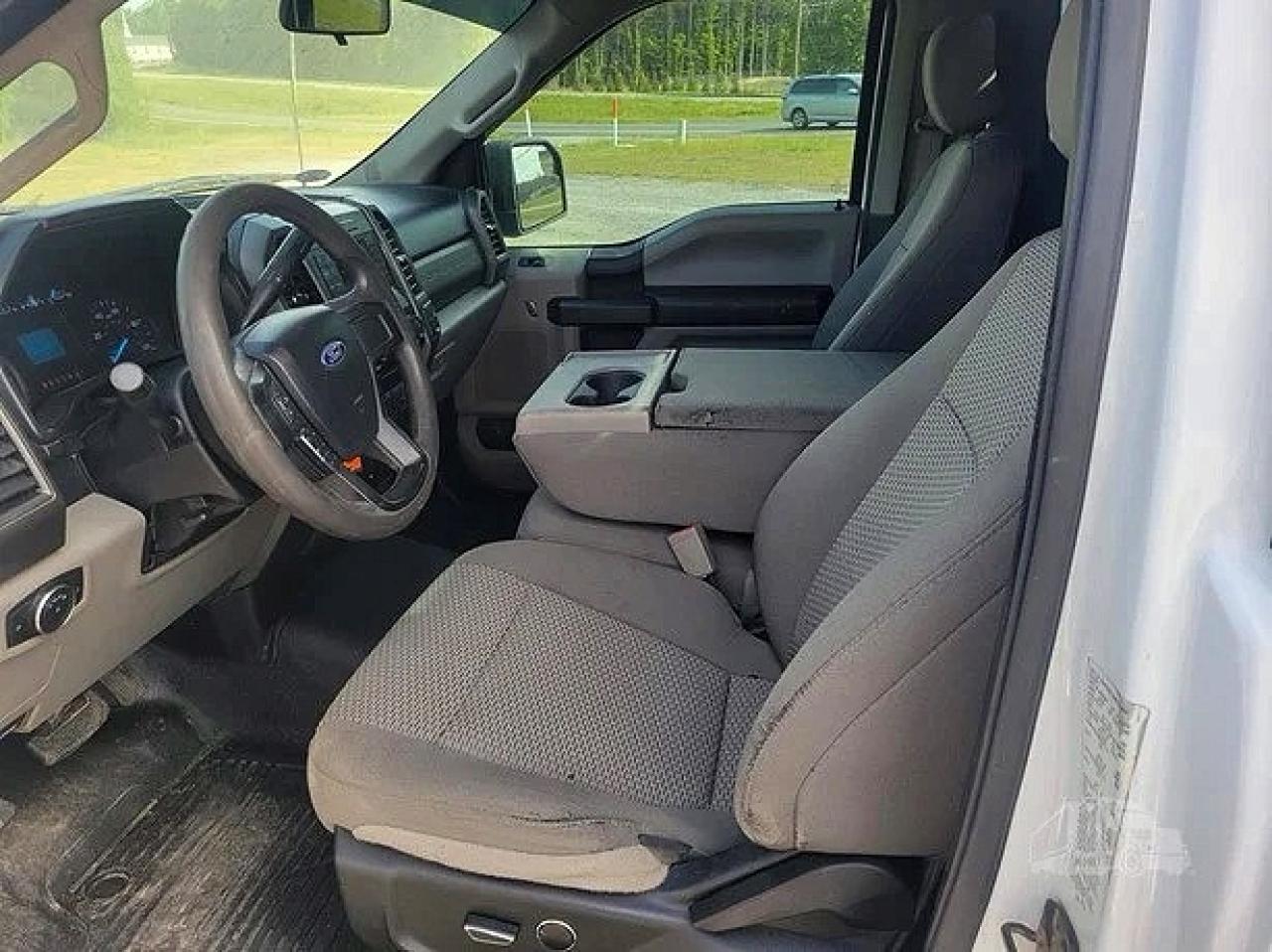 Ford F-550 Super Duty