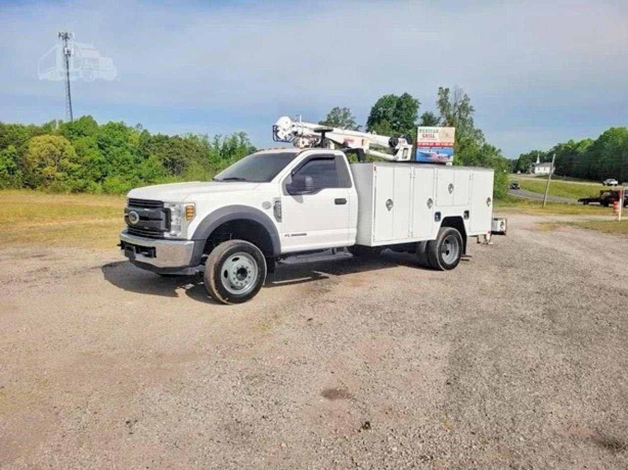 Ford F-550 Super Duty