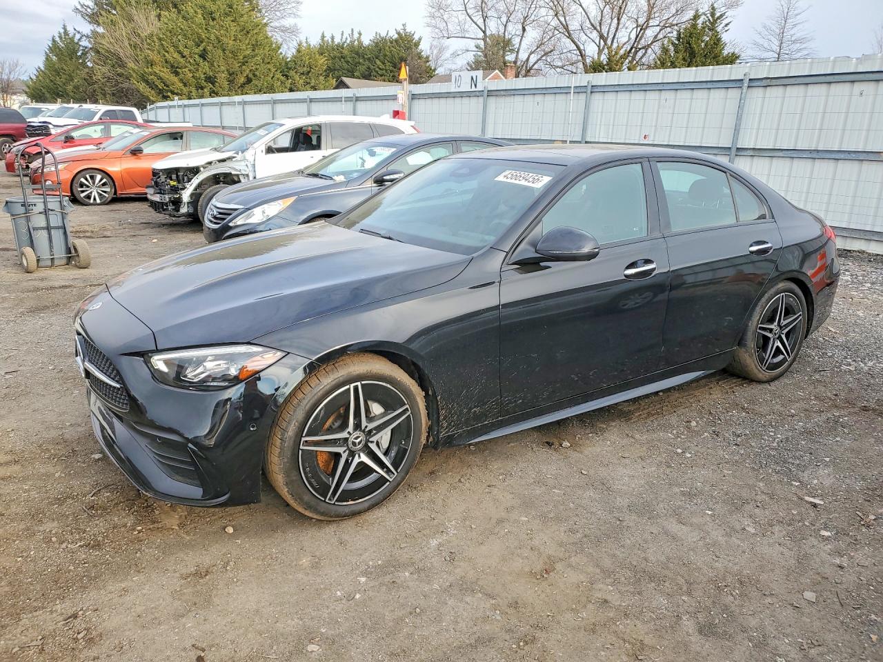 Salvage Mercedes-Benz C-Class Image