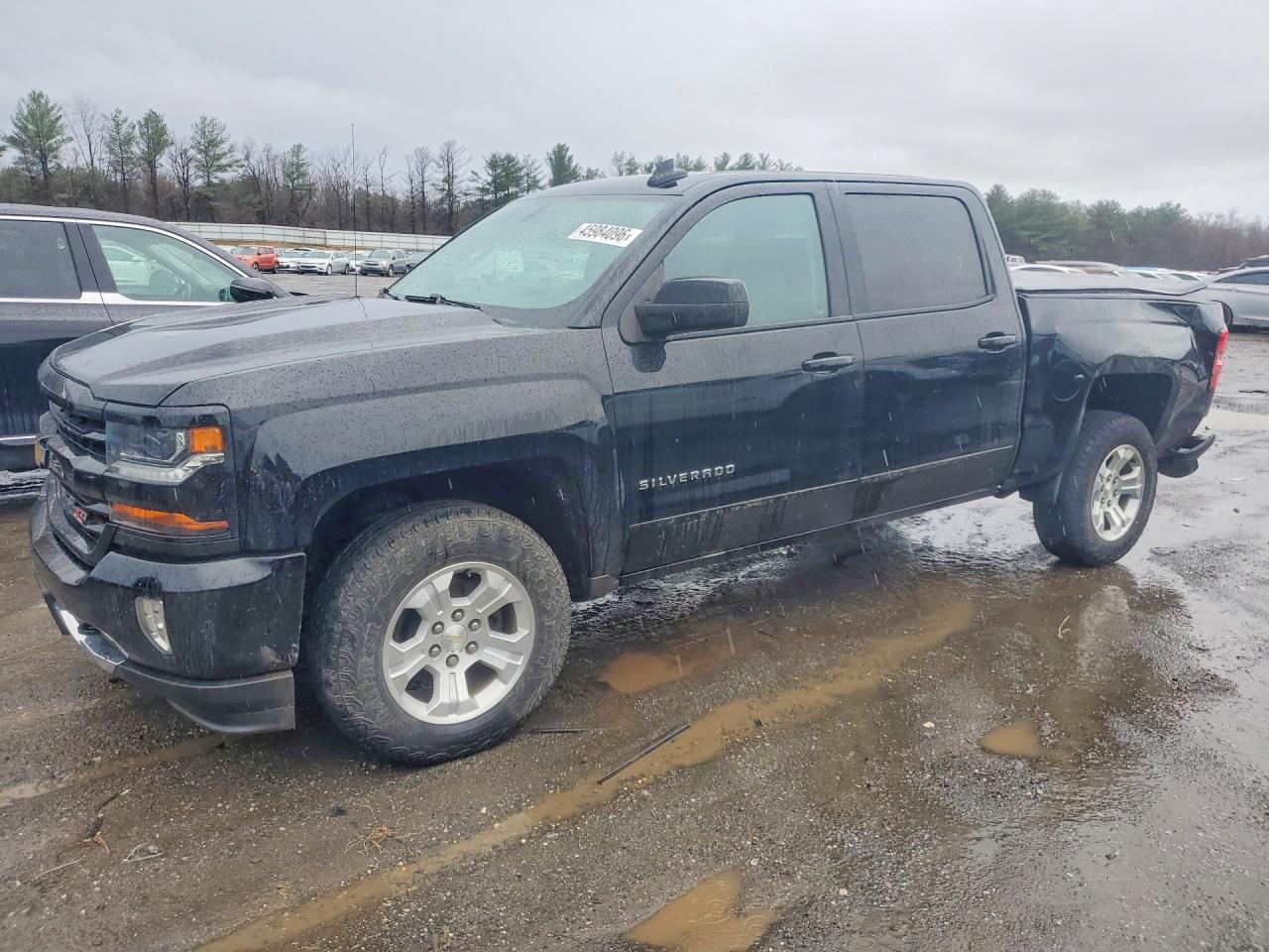 Salvage Chevrolet Silverado Image