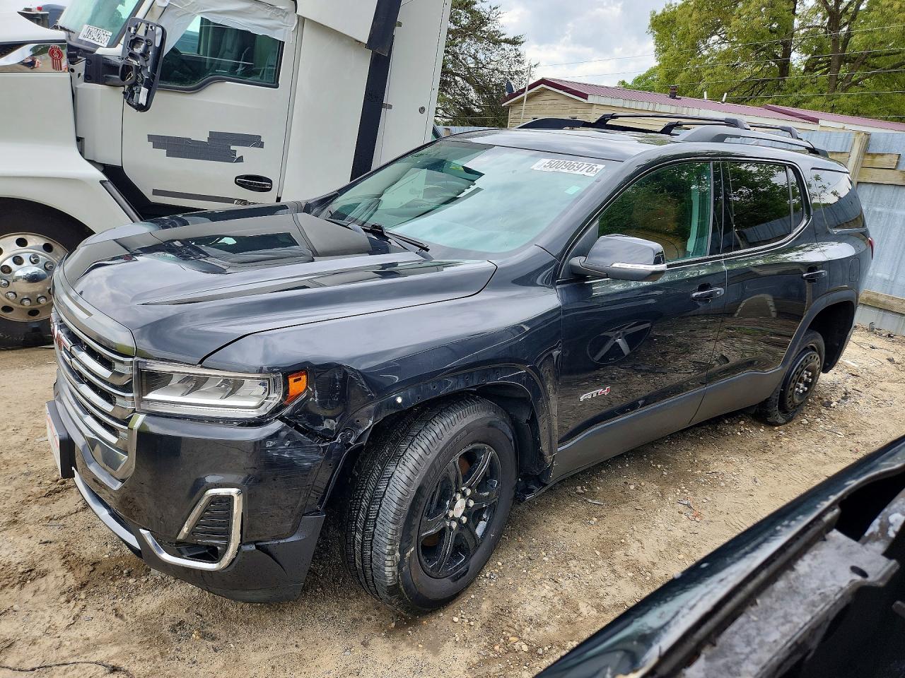 Salvage GMC Acadia Image