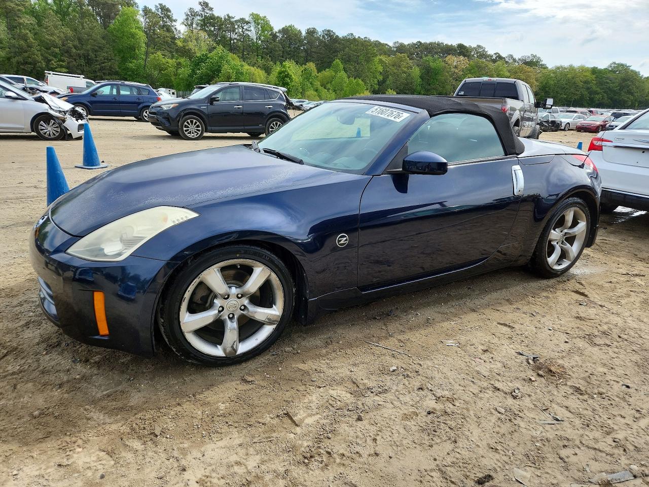 Salvage Nissan 350Z Image