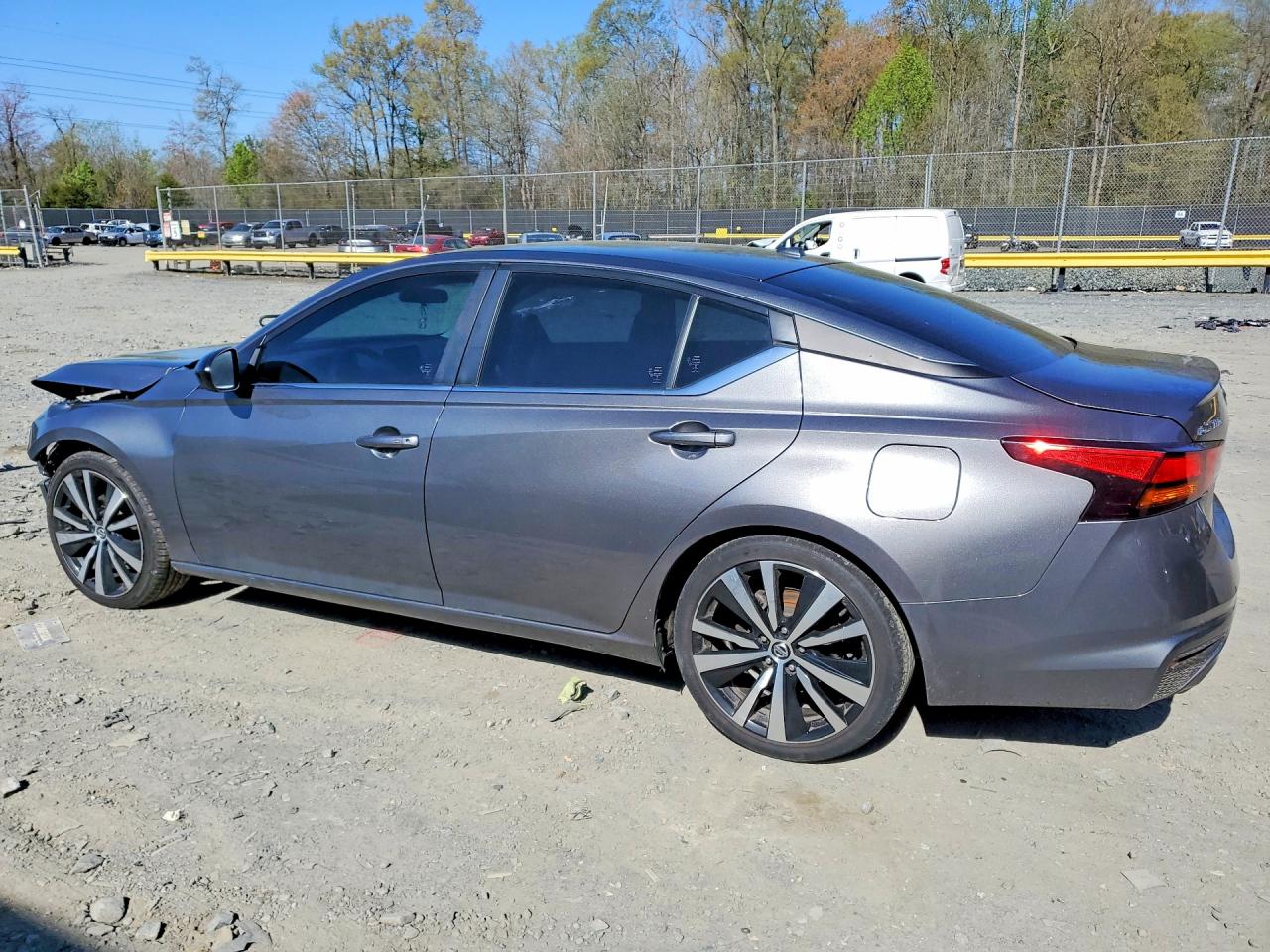Nissan Altima Sr