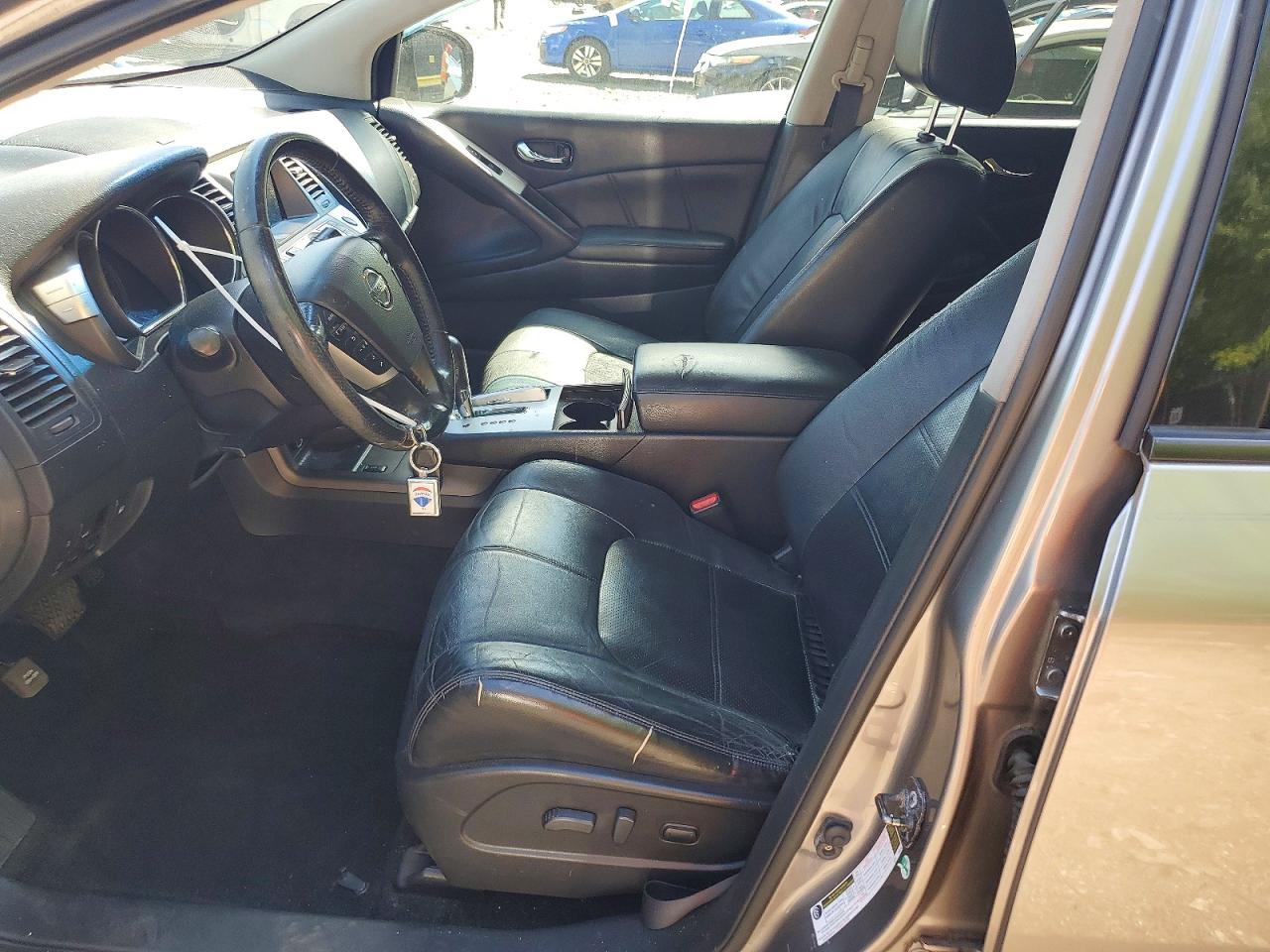 Nissan Murano S