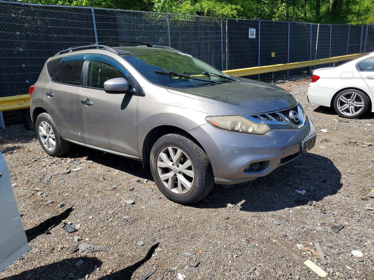 Nissan Murano S