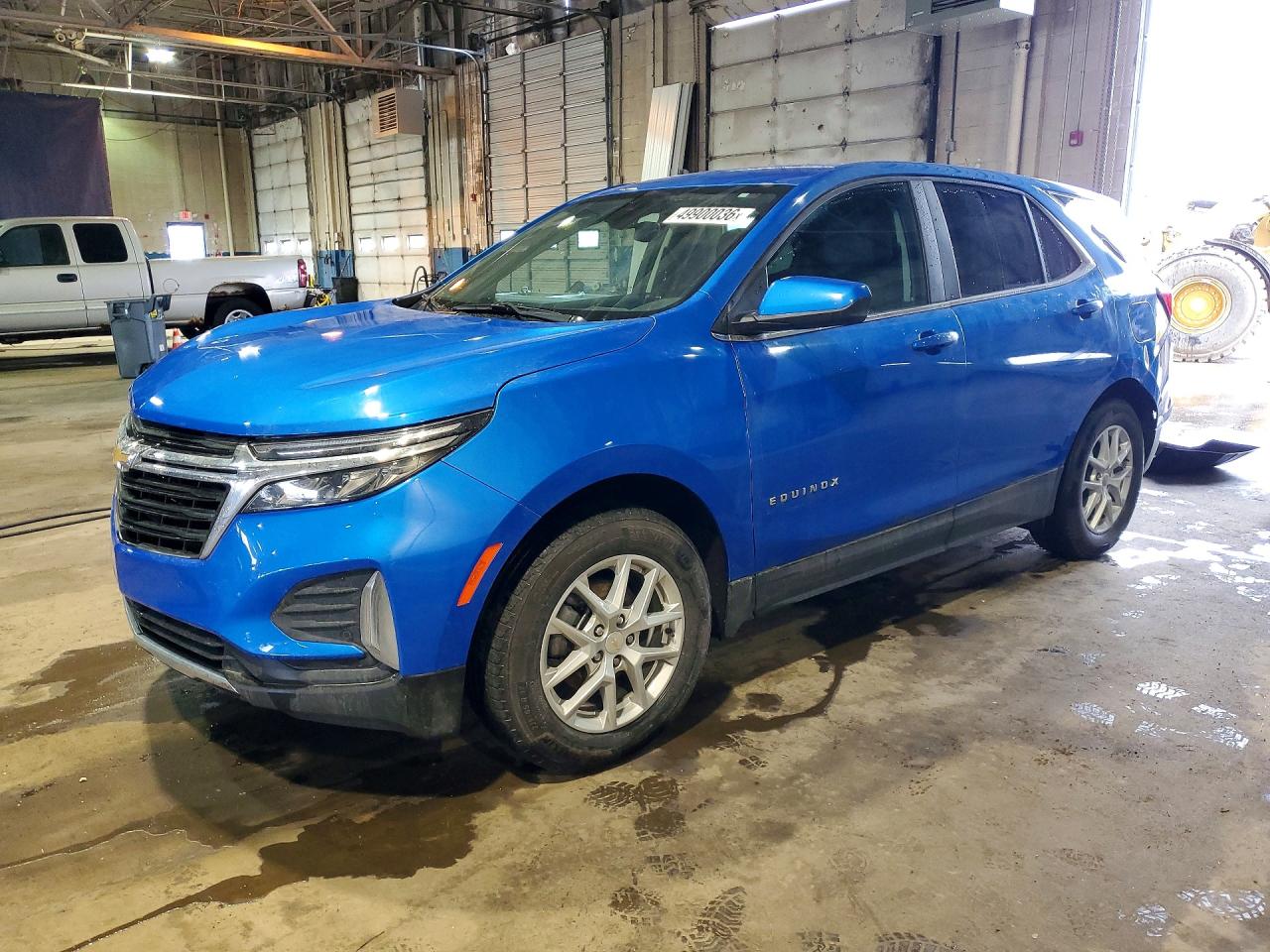 Salvage Chevrolet Equinox Image