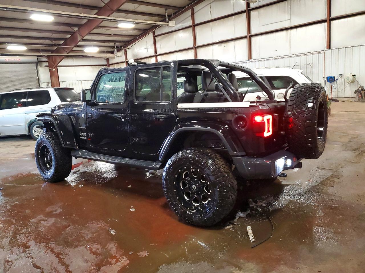 Jeep Wrangler Sahara
