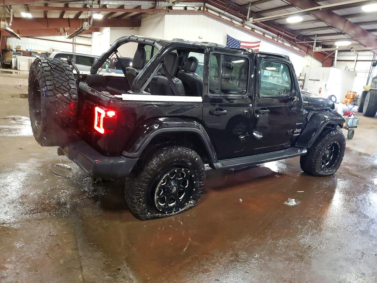 Jeep Wrangler Sahara