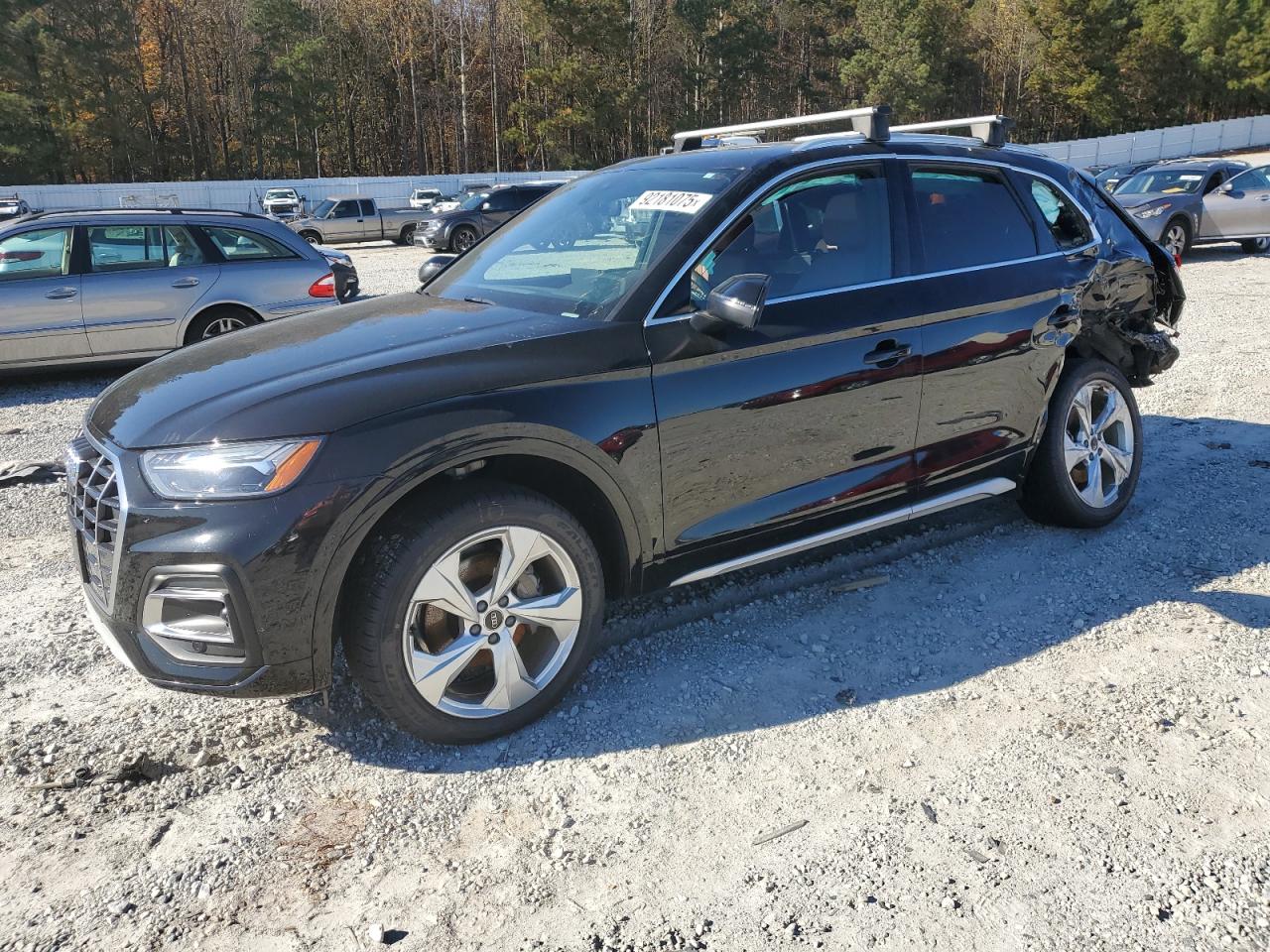 Salvage Audi Q5 Image