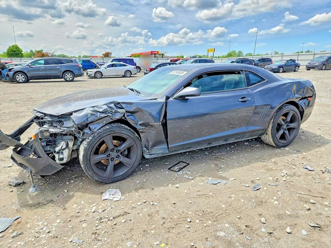 Salvage Chevrolet Camaro Image