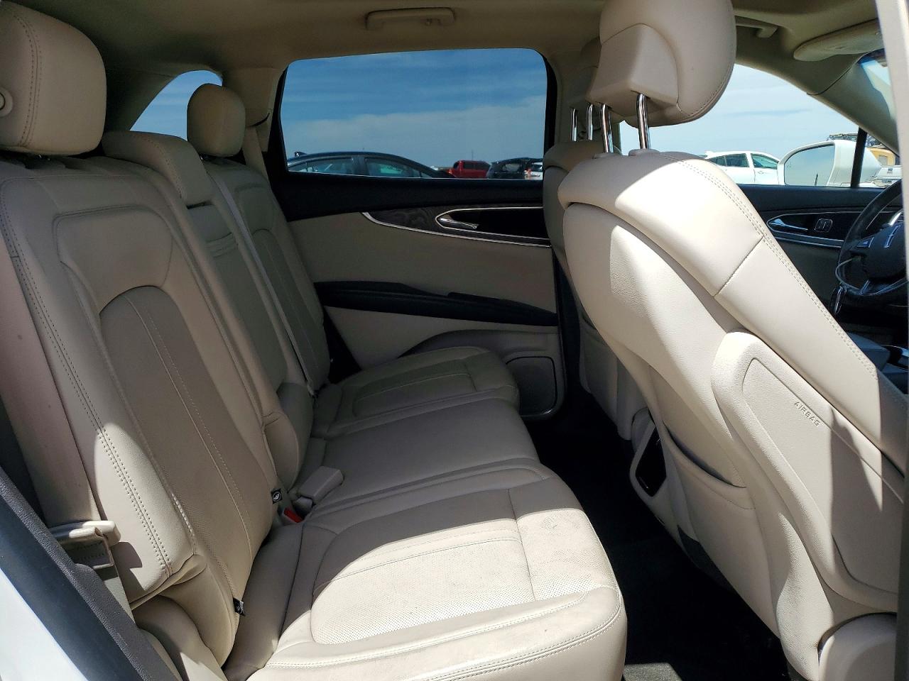 Lincoln MKX Reserve