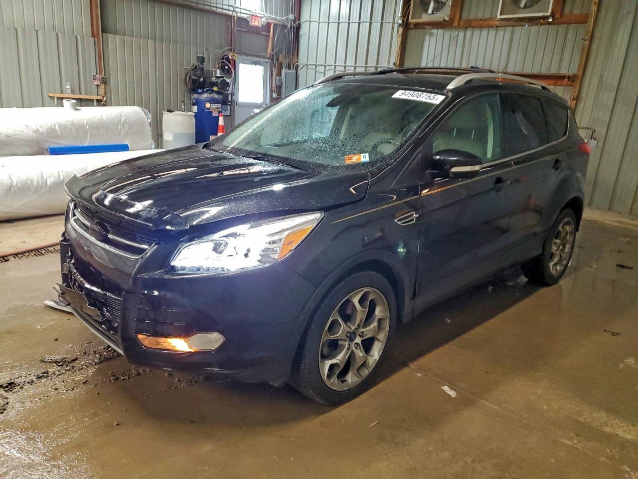 Salvage Ford Escape Image