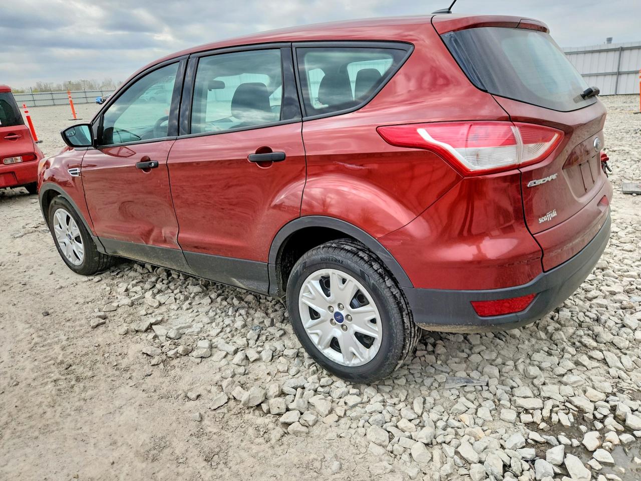 Ford Escape S
