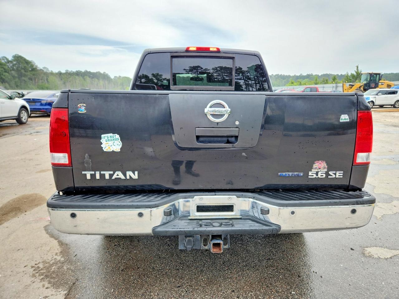 Nissan Titan Se