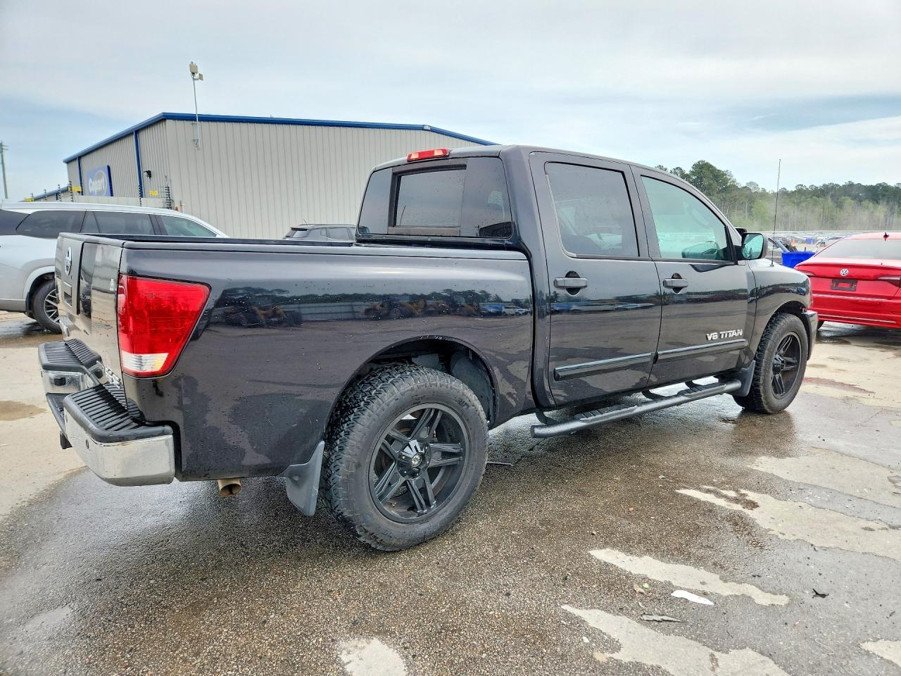 Nissan Titan Se