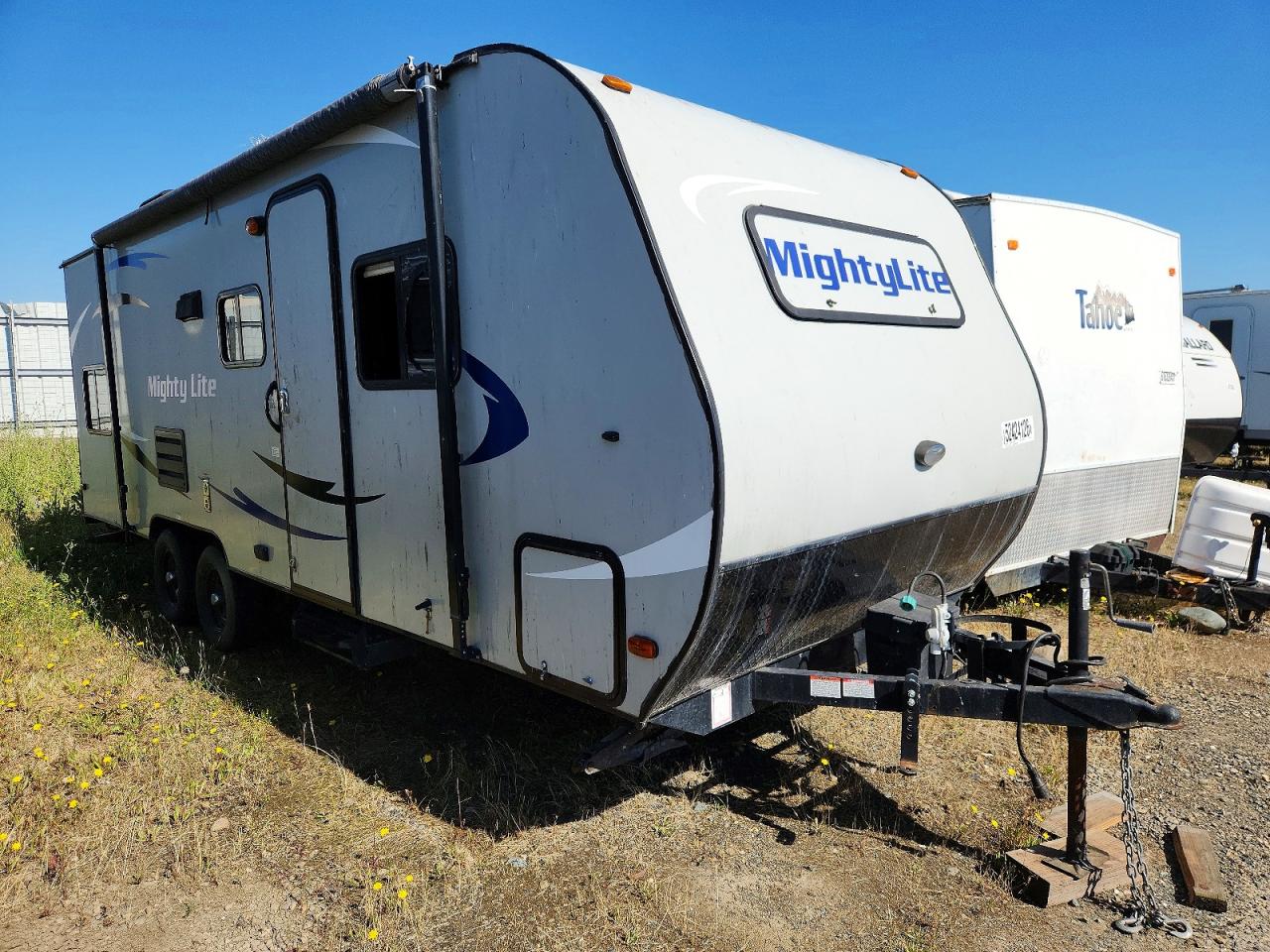 Salvage Migh Trailer Image