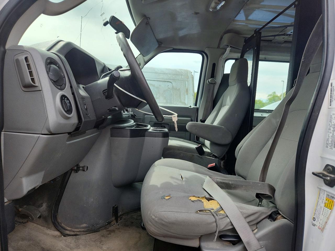 Ford Econoline E150 Van
