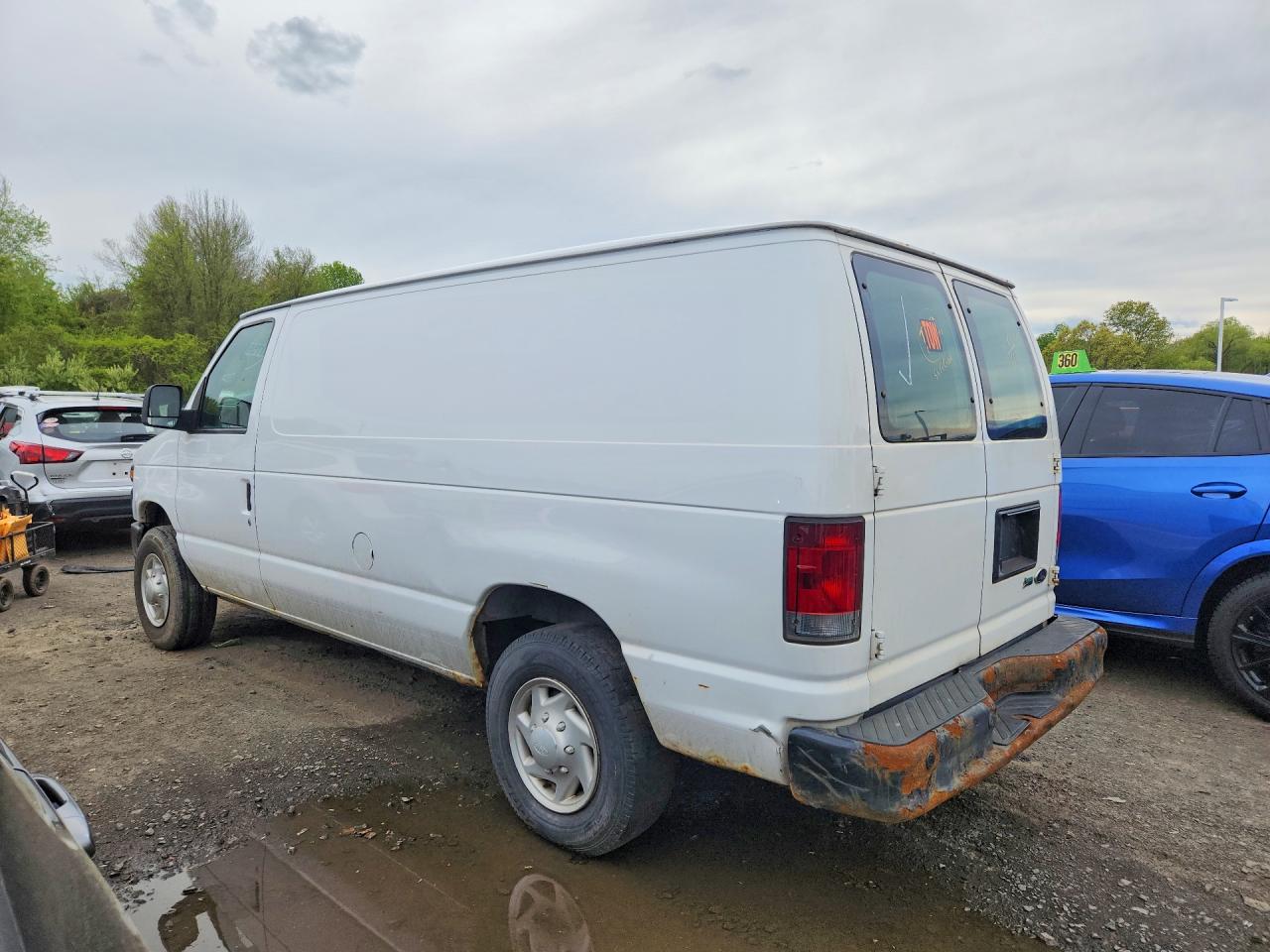 Ford Econoline E150 Van