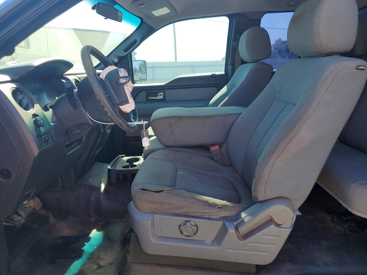 Ford F-150 Super Cab