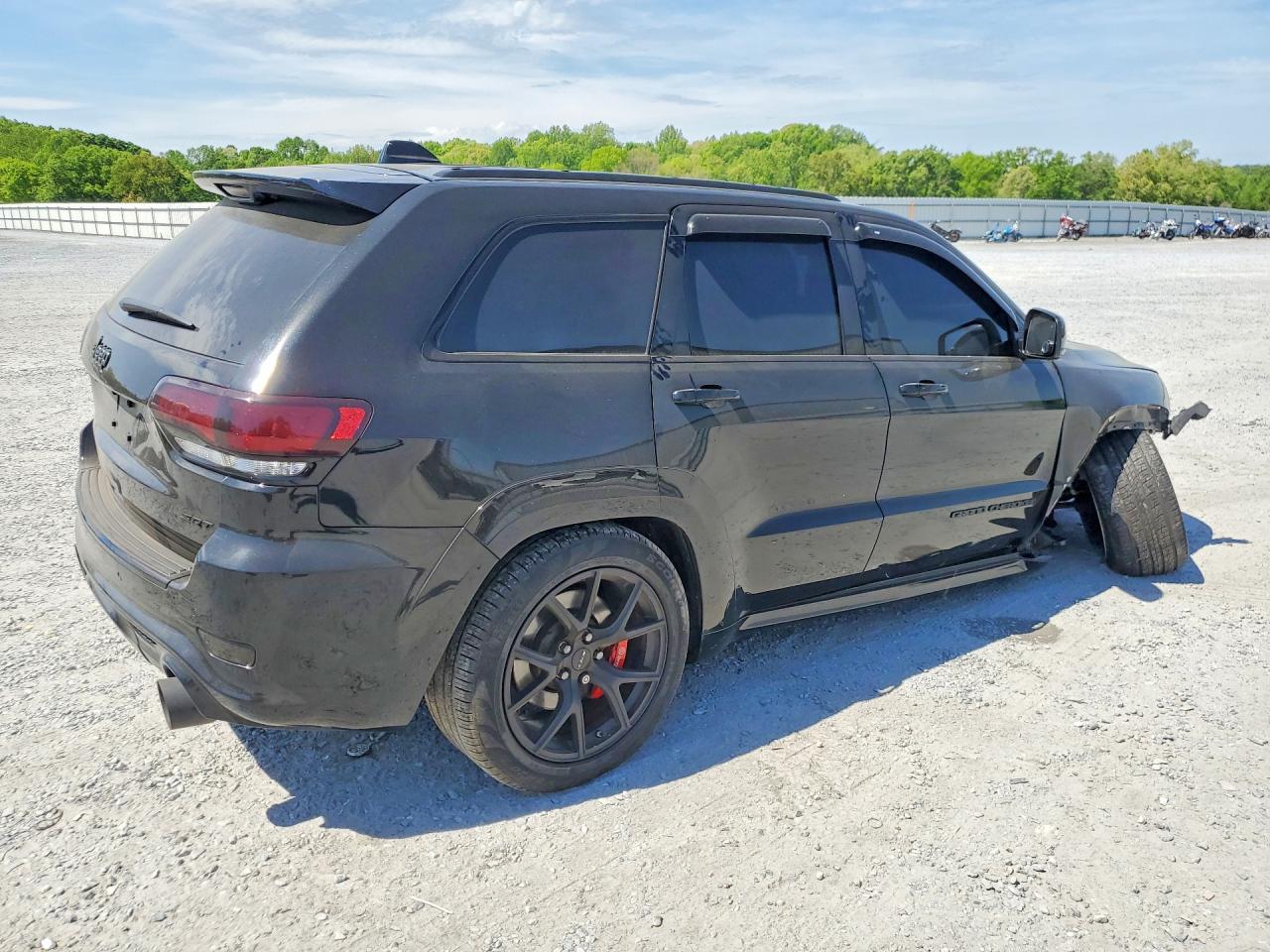 Jeep Cherokee Srt-8
