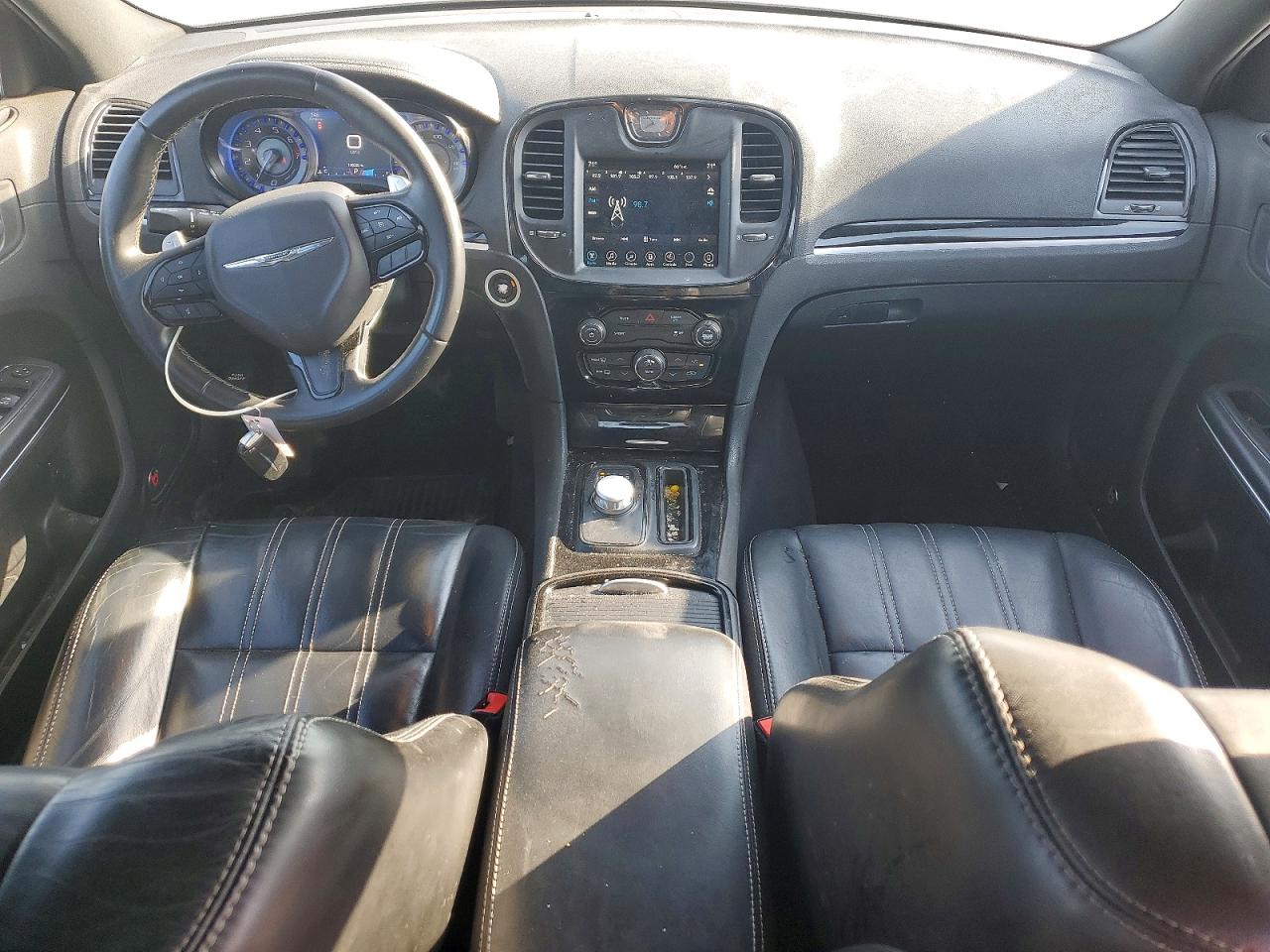 Chrysler 300 S
