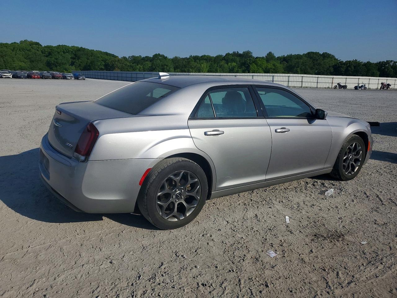 Chrysler 300 S